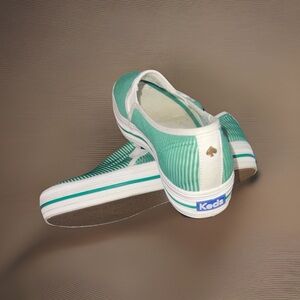 Keds Kate Spade Shoes 8 EUC Green SHEER STRIPE White Platform SNEAKERS LOAFERS